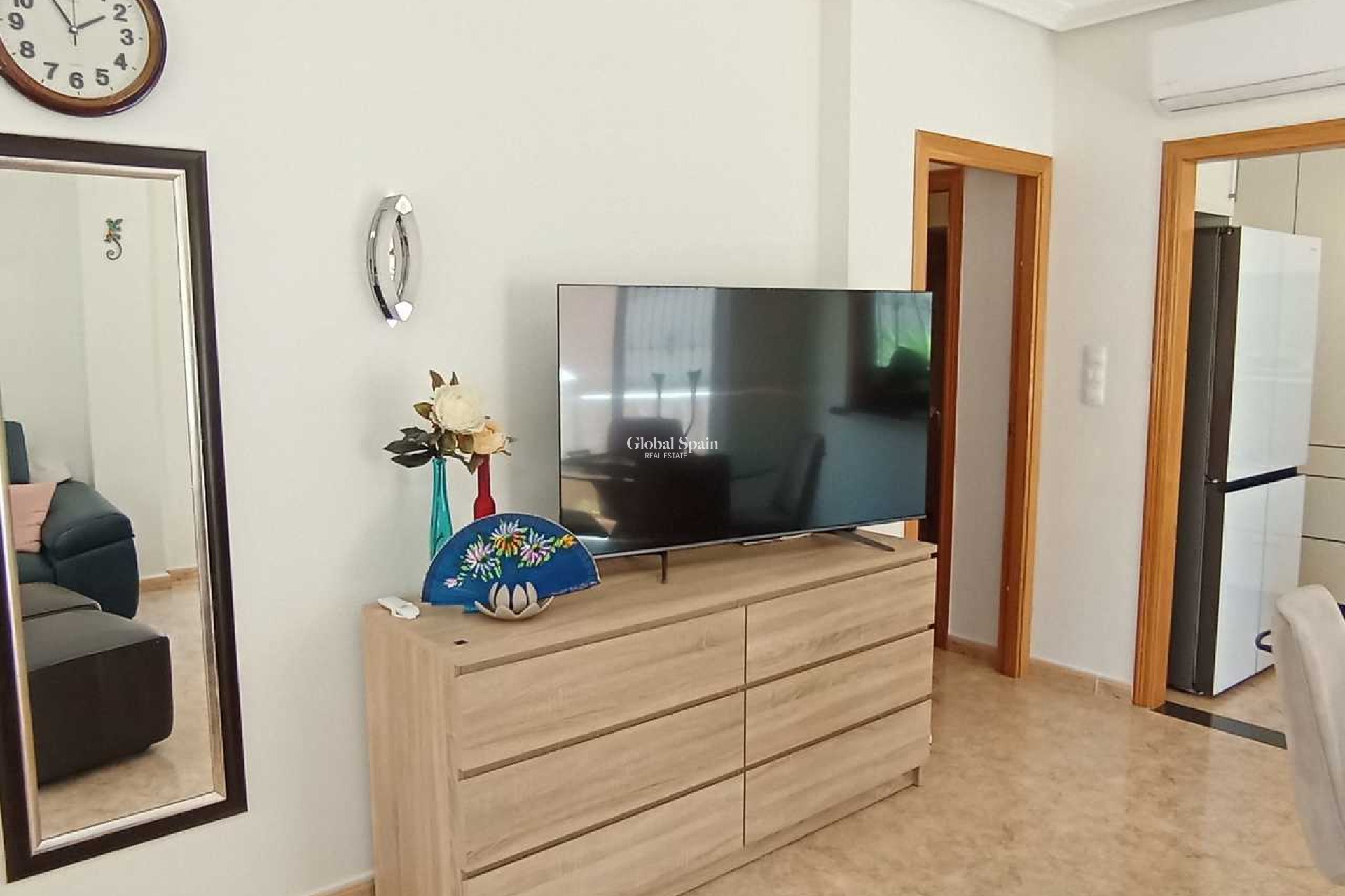 Resale - HOUSE -
LOS DOLSES - Inland