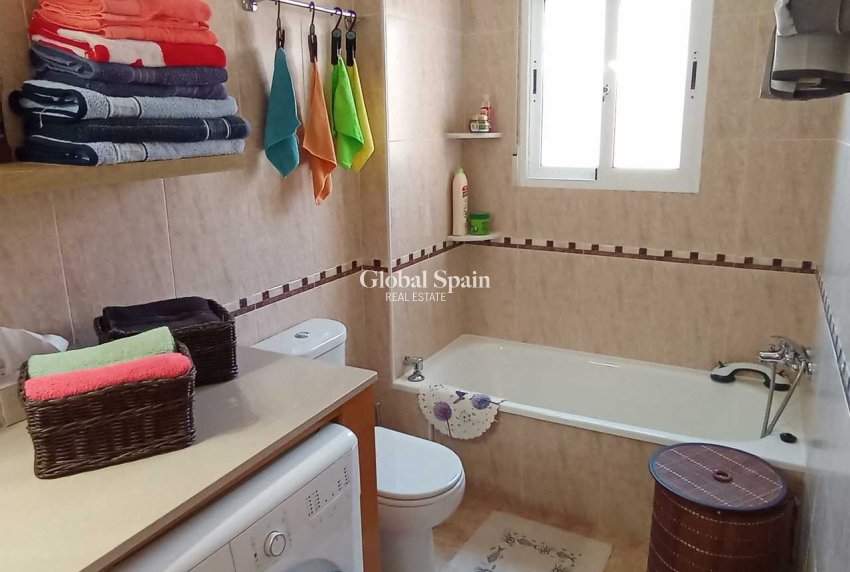 Resale - HOUSE -
LOS DOLSES - Inland