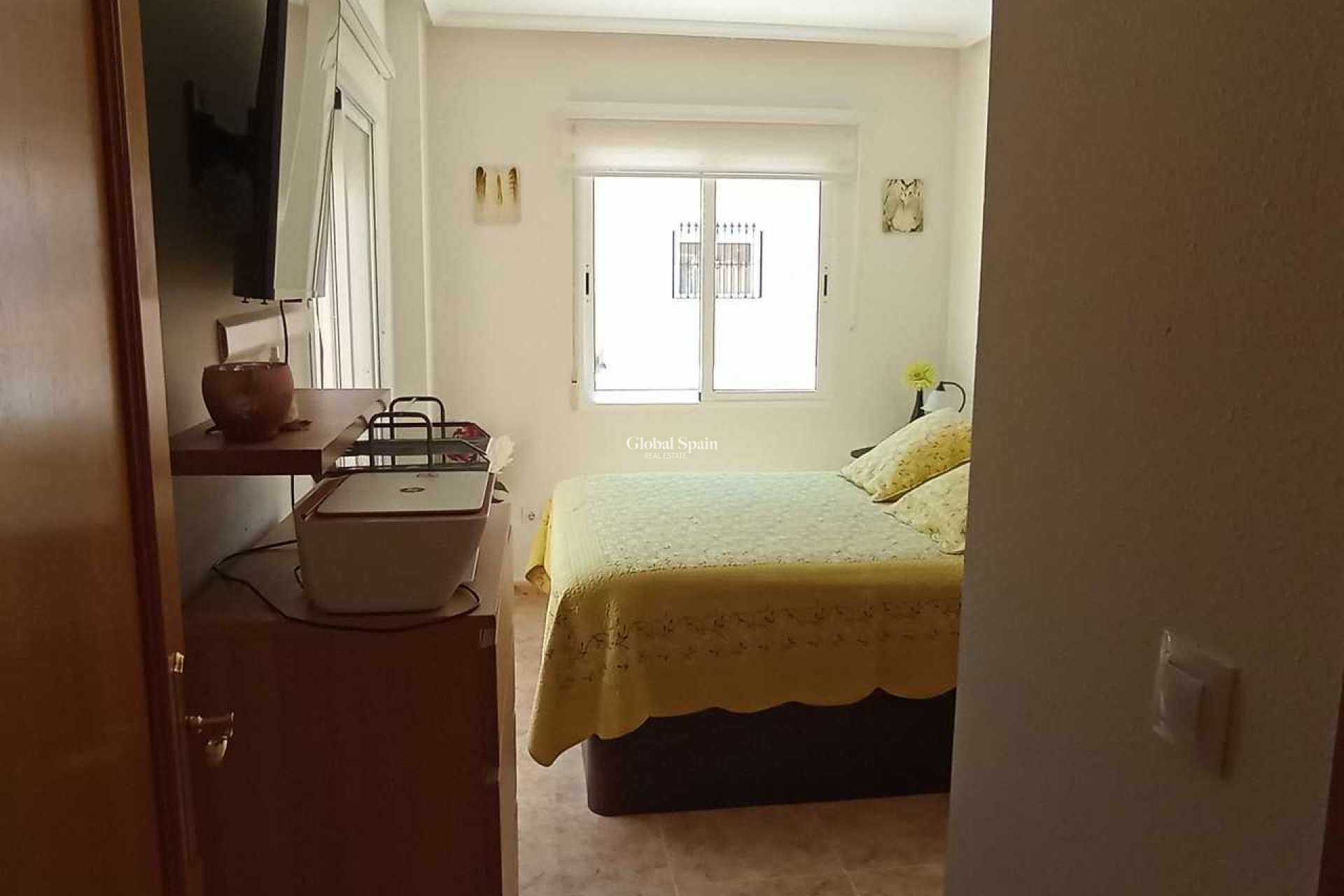 Resale - HOUSE -
LOS DOLSES - Inland