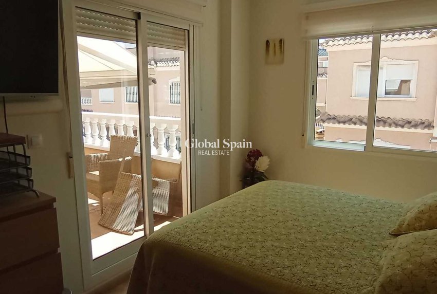 Resale - HOUSE -
LOS DOLSES - Inland