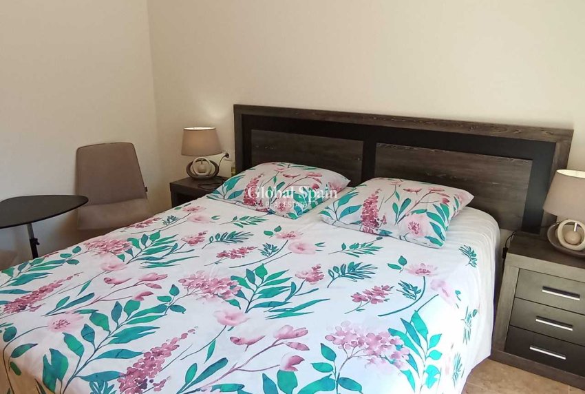 Resale - HOUSE -
LOS DOLSES - Inland