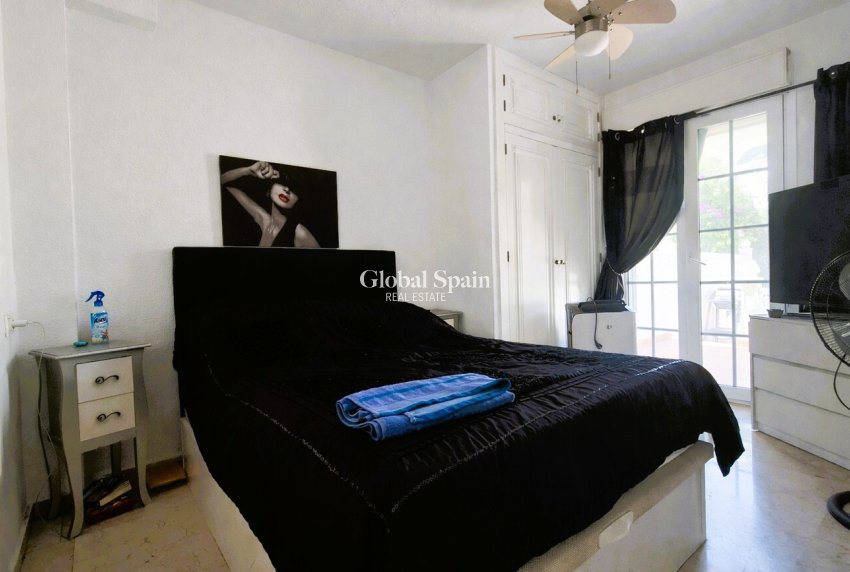 Resale - HOUSE -
LOS DOLSES - Inland