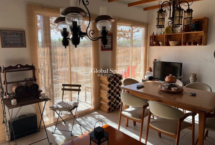 Resale - HOUSE -
LOS MONTESINOS - Comunidad Valenciana