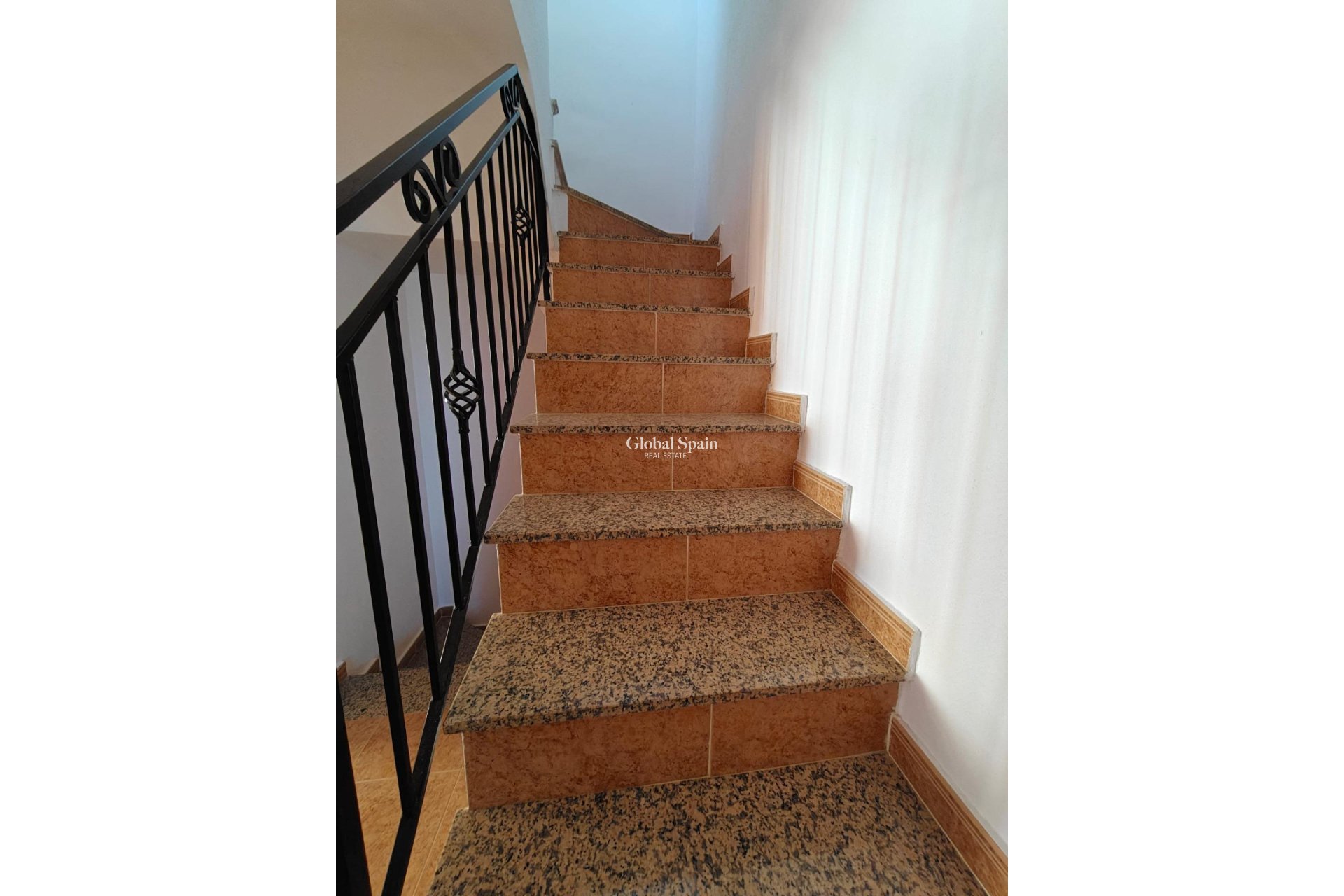 Resale - HOUSE -
LOS MONTESINOS - Costa Blanca Sur