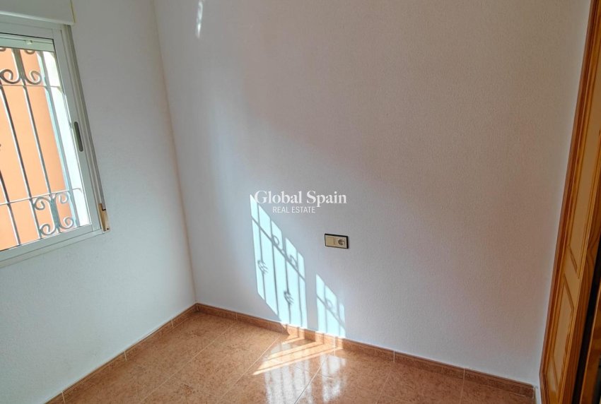 Resale - HOUSE -
LOS MONTESINOS - Costa Blanca Sur