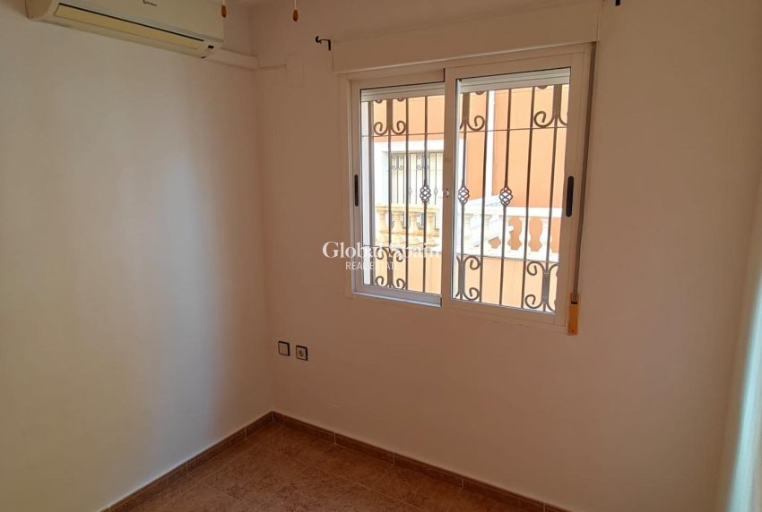 Resale - HOUSE -
LOS MONTESINOS - Costa Blanca Sur