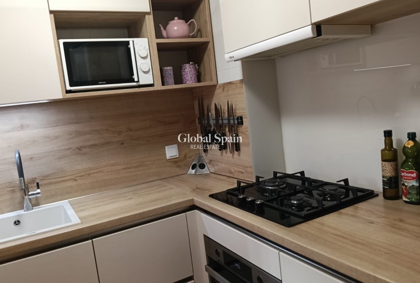 Resale - HOUSE -
LOS MONTESINOS - Costa Blanca