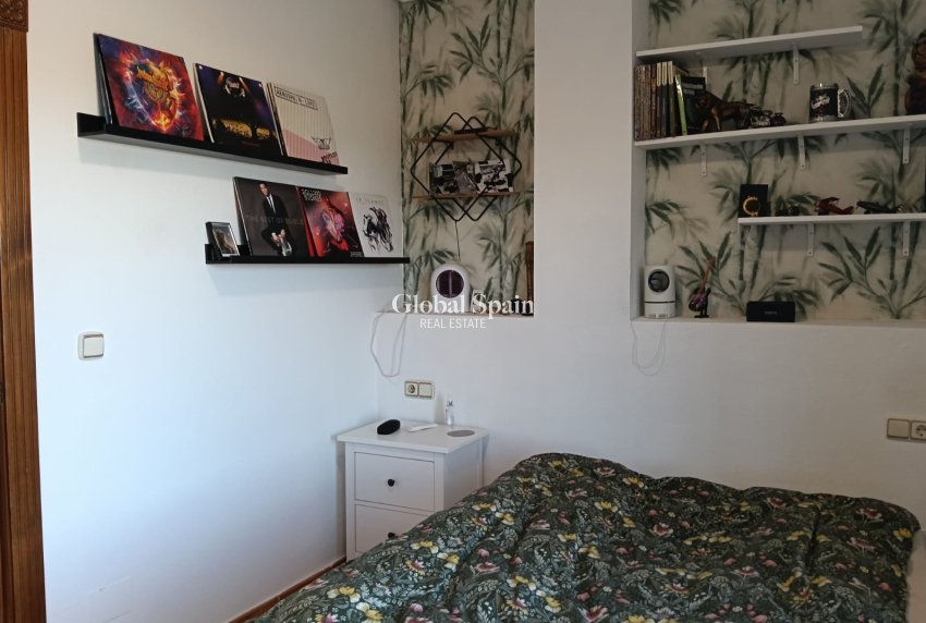 Resale - HOUSE -
LOS MONTESINOS - Costa Blanca