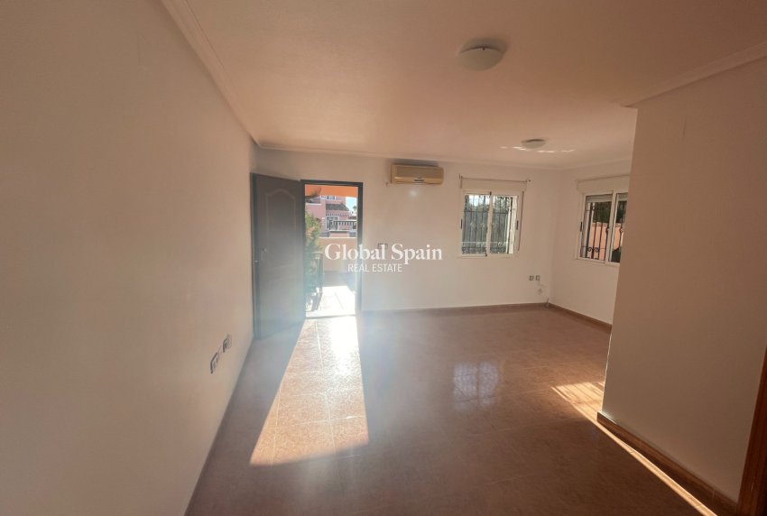 Resale - HOUSE -
LOS MONTESINOS - Costa Blanca