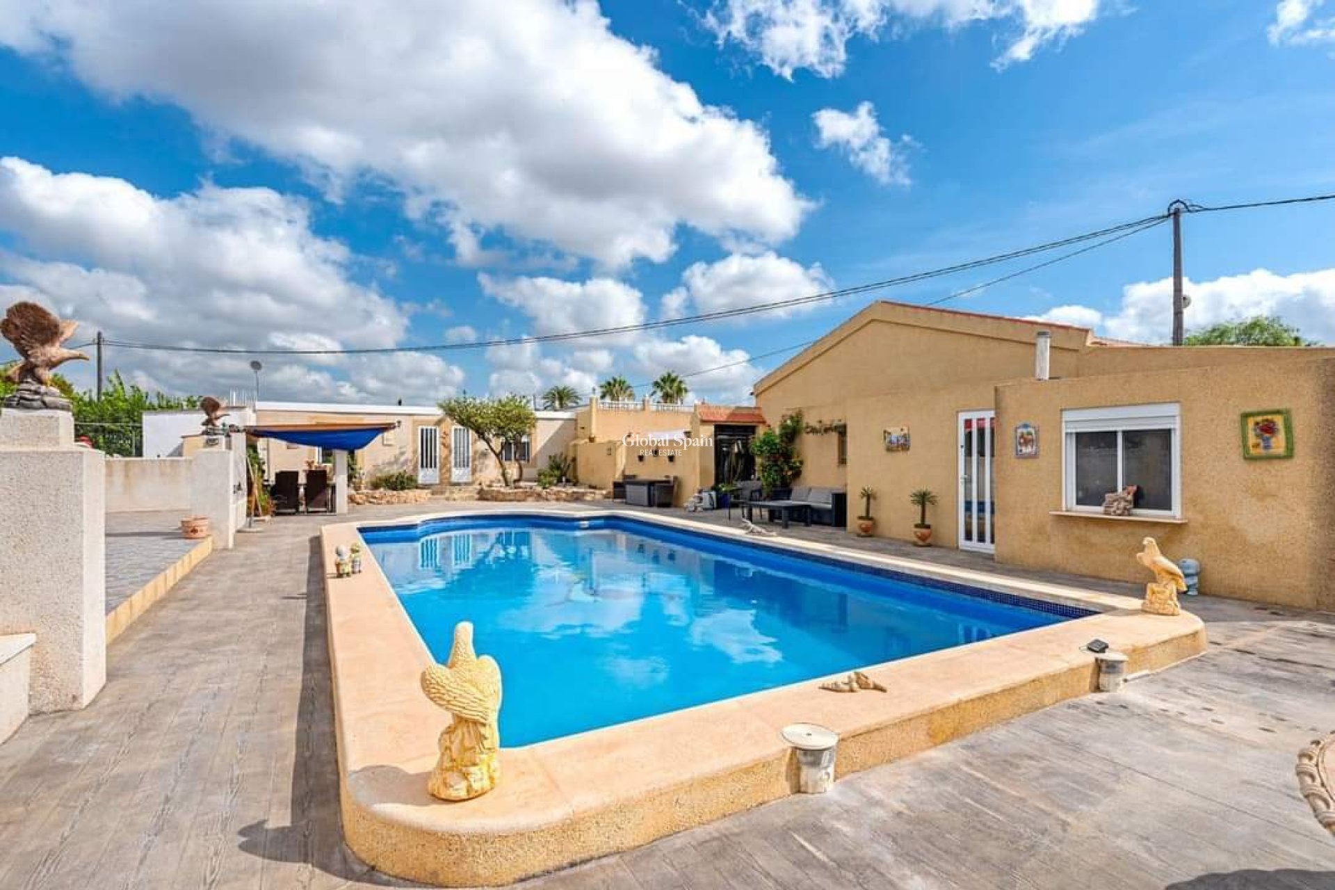 Resale - HOUSE -
LOS MONTESINOS - Costa Blanca