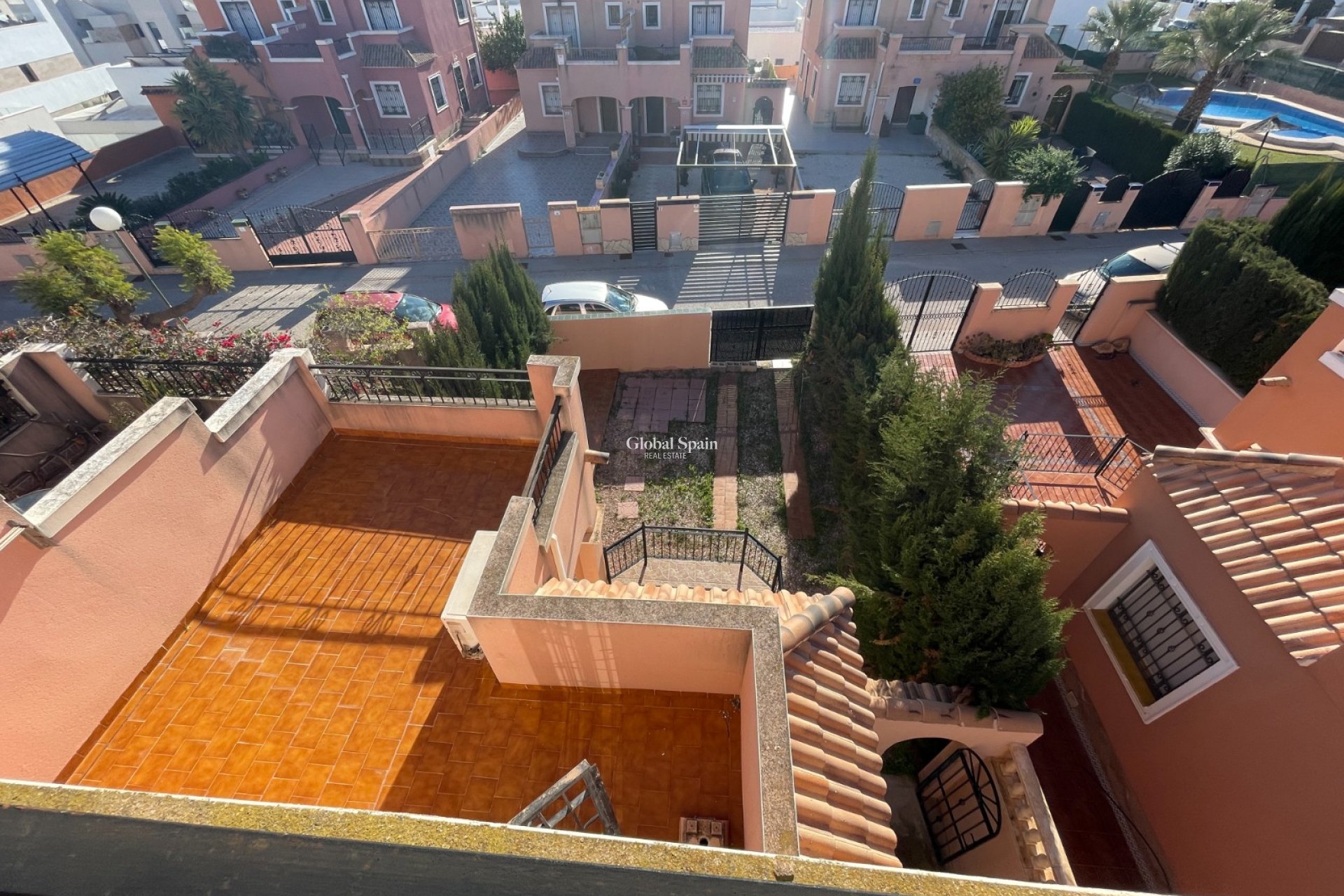 Resale - HOUSE -
LOS MONTESINOS - Costa Blanca