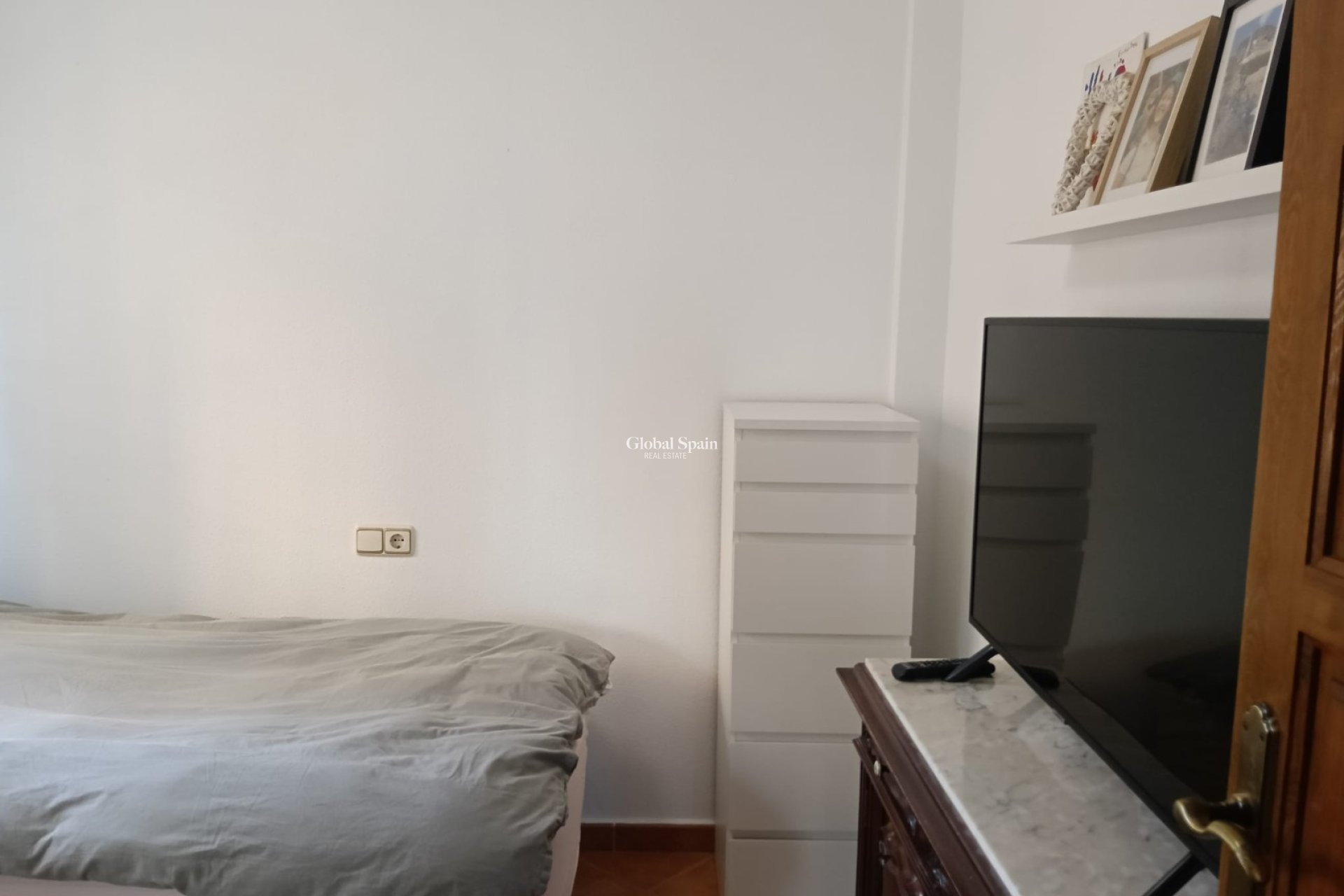 Resale - HOUSE -
LOS MONTESINOS - La Herrada