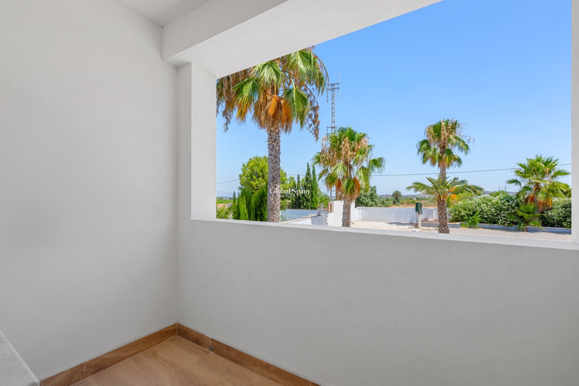 Resale - HOUSE -
LOS MONTESINOS - La Herrada