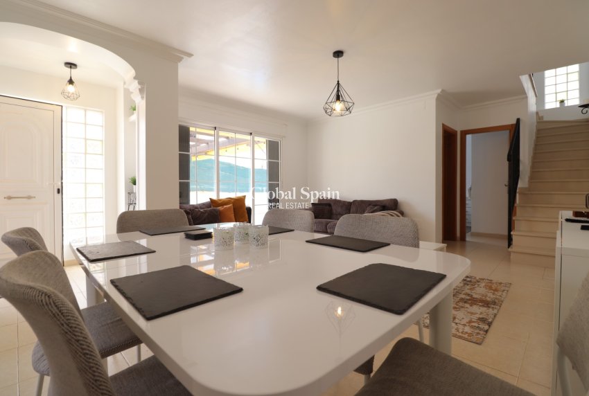 Resale - HOUSE -
Los Montesinos - La Herrada