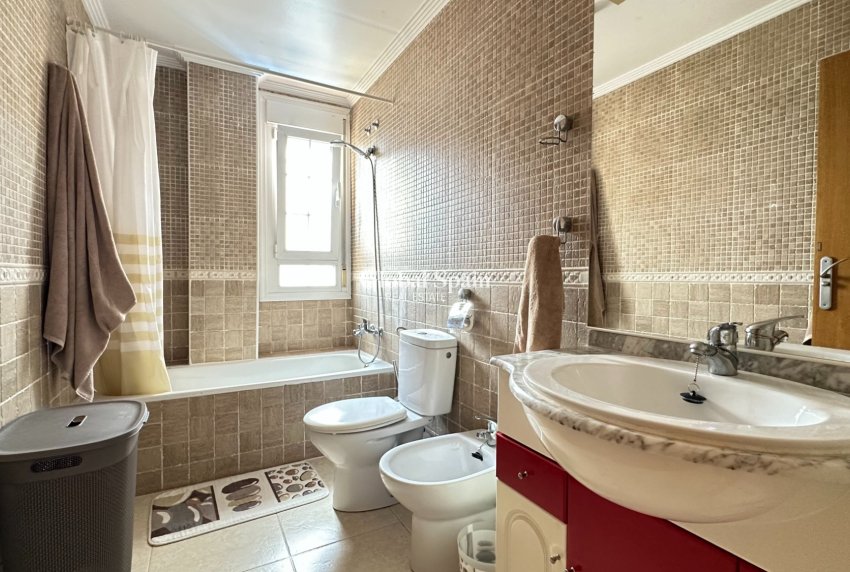 Resale - HOUSE -
Los Montesinos - La Herrada