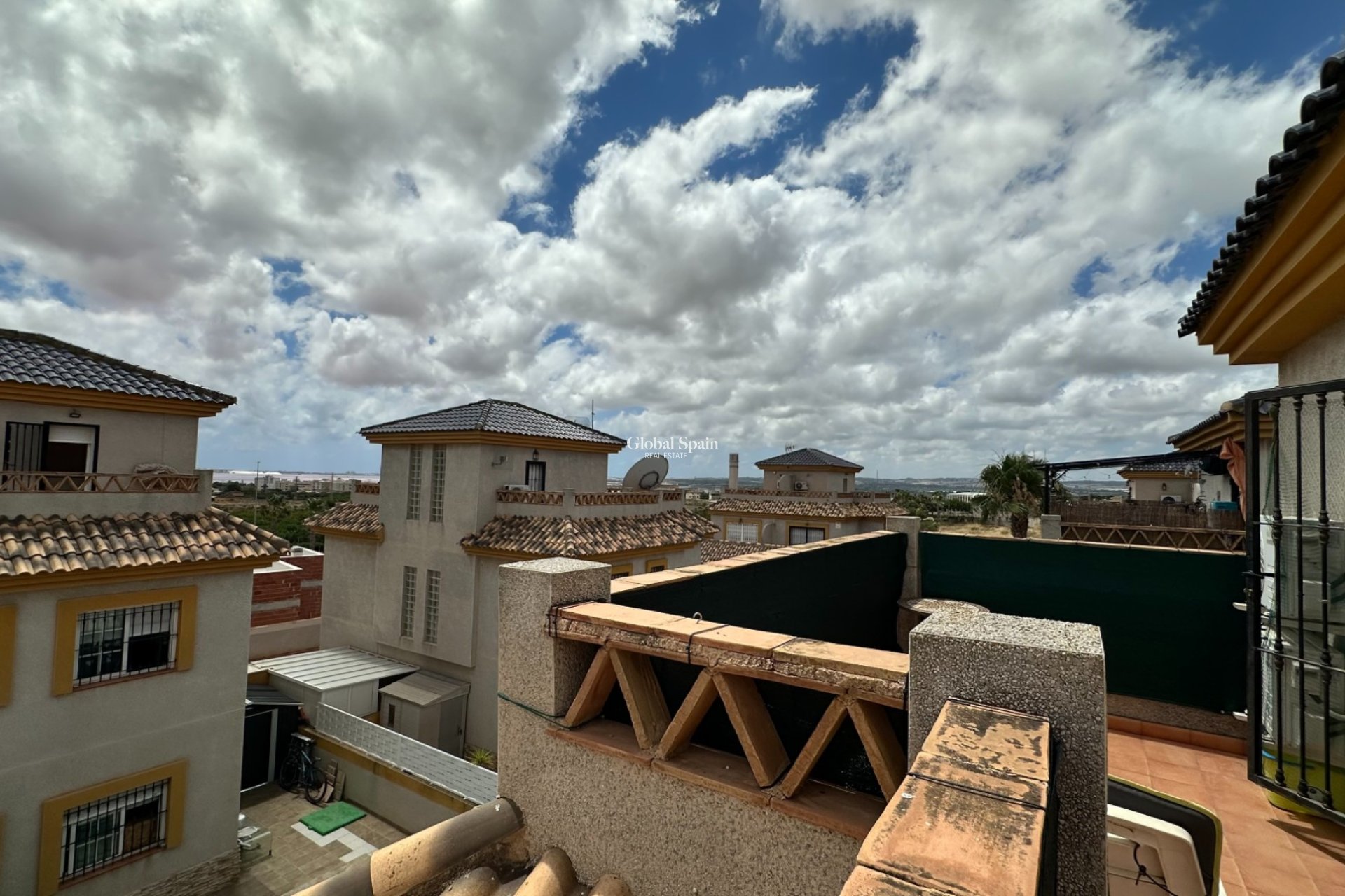 Resale - HOUSE -
Los Montesinos - La Herrada