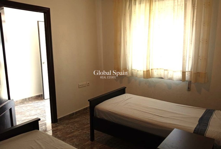 Resale - HOUSE -
LOS MONTESINOS - PUEBLO CENTRO