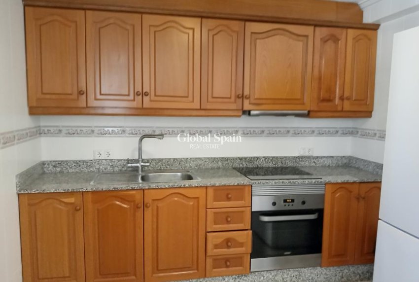 Resale - HOUSE -
LOS MONTESINOS - PUEBLO CENTRO