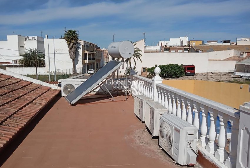 Resale - HOUSE -
LOS MONTESINOS - PUEBLO CENTRO