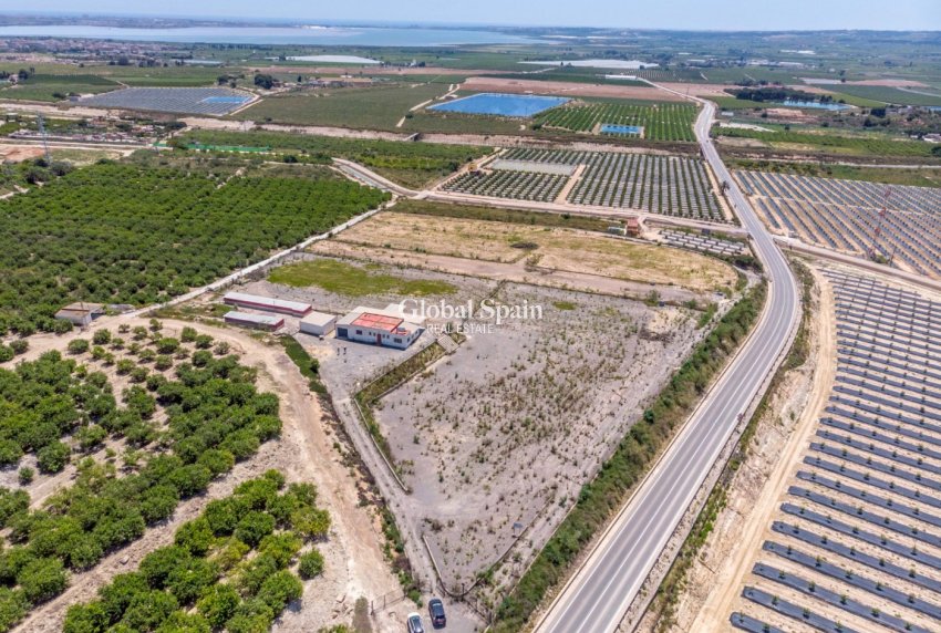 Resale - HOUSE -
LOS MONTESINOS