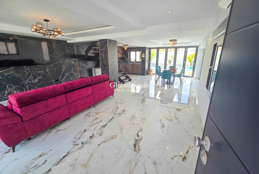 Resale - HOUSE -
LOS URRUTIAS - Costa Calida