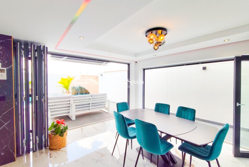 Resale - HOUSE -
LOS URRUTIAS - Costa Calida