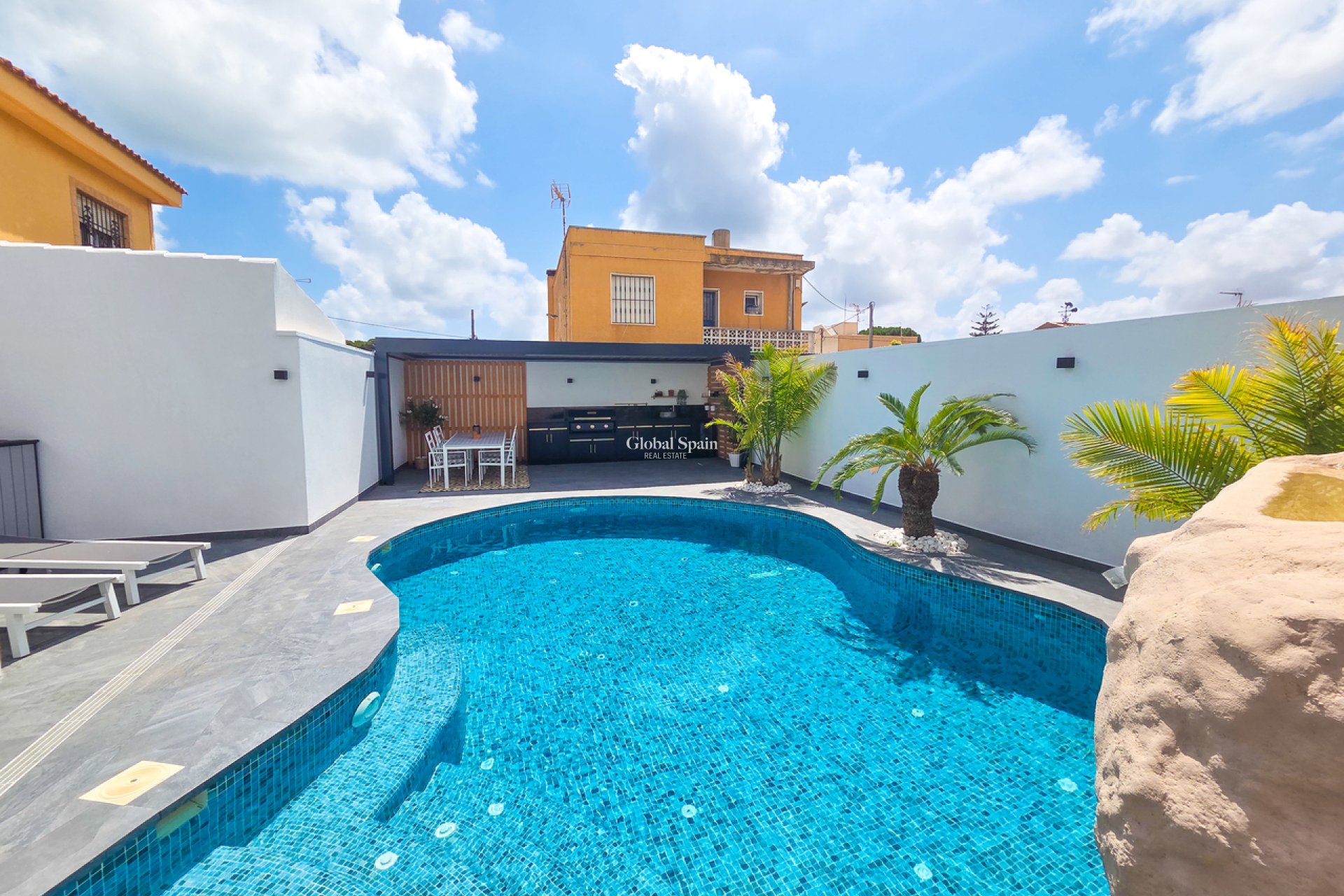 Resale - HOUSE -
LOS URRUTIAS - Costa Calida