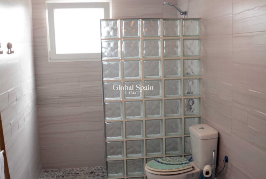 Resale - HOUSE -
MACISVENDA - Inland