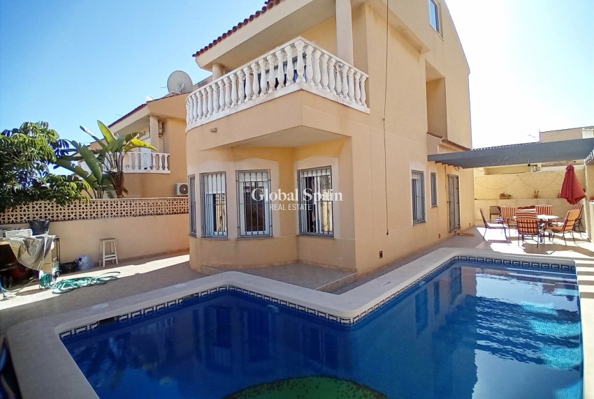 Resale - HOUSE -
MAZARRÓN - Bolnuevo