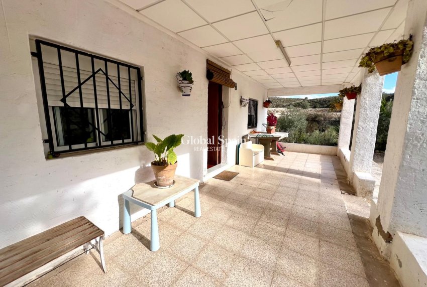 Resale - HOUSE -
MONÓVAR - Inland