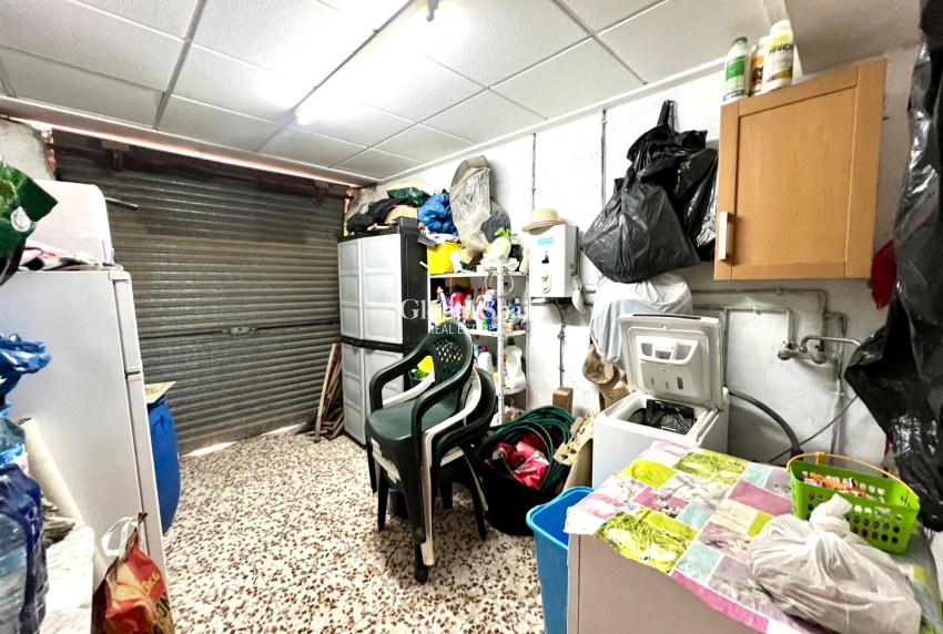 Resale - HOUSE -
MONÓVAR - Inland