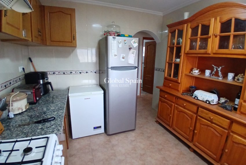 Resale - HOUSE -
MONÓVAR - Inland