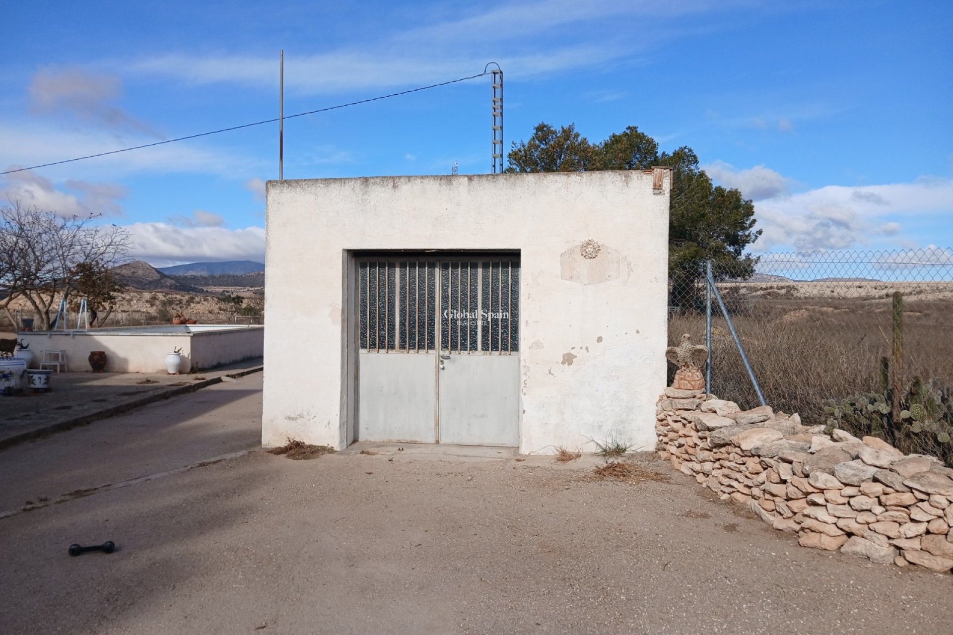 Resale - HOUSE -
MONÓVAR - Inland