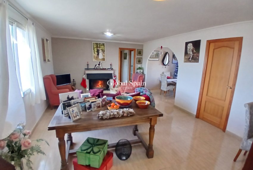 Resale - HOUSE -
MONÓVAR - Inland