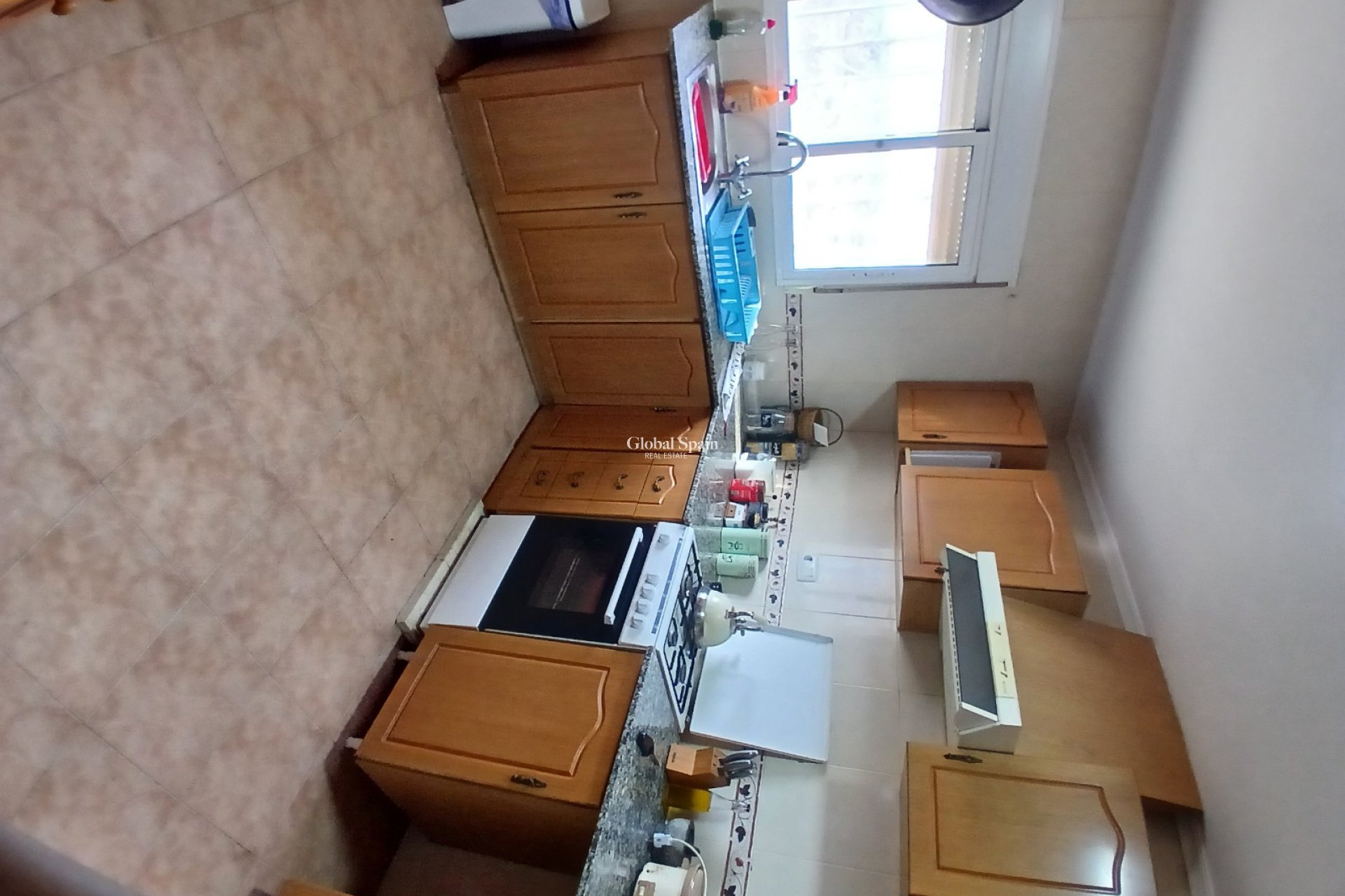 Resale - HOUSE -
MONÓVAR - Inland