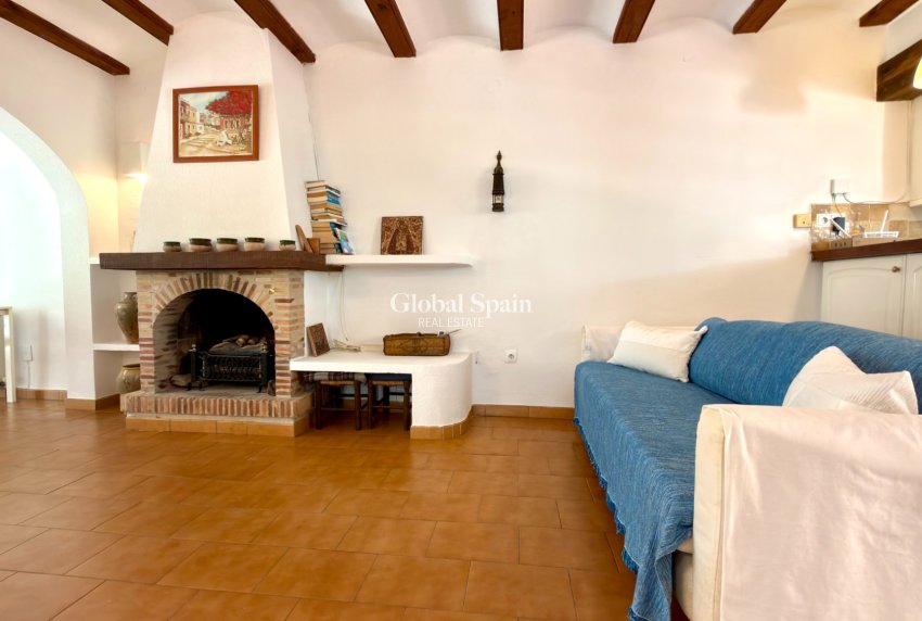 Resale - HOUSE -
MORAIRA_TEULADA - center