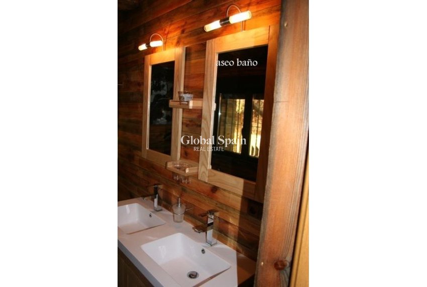 Resale - HOUSE -
MURCIA - Inland