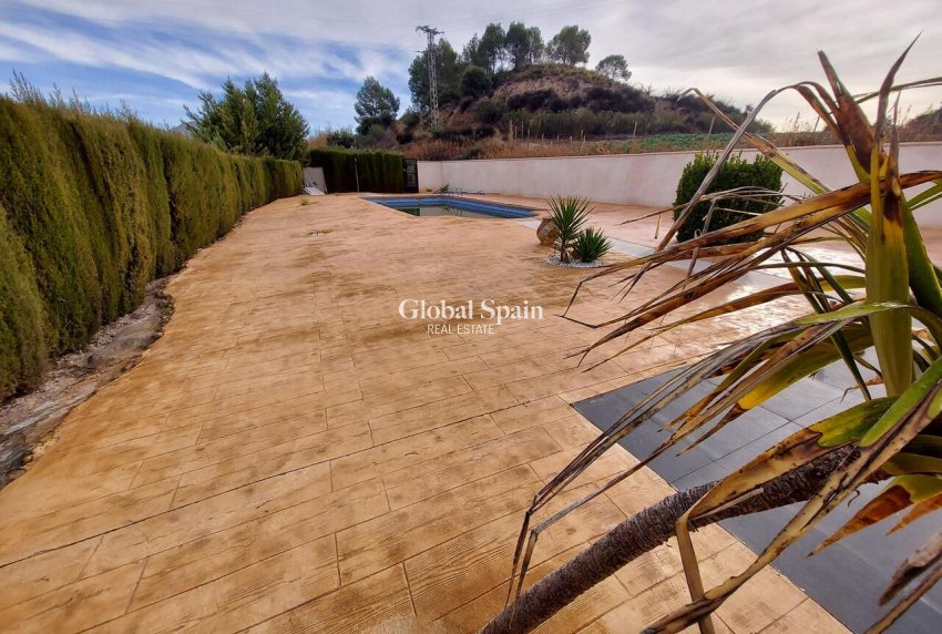 Resale - HOUSE -
MURCIA - Inland