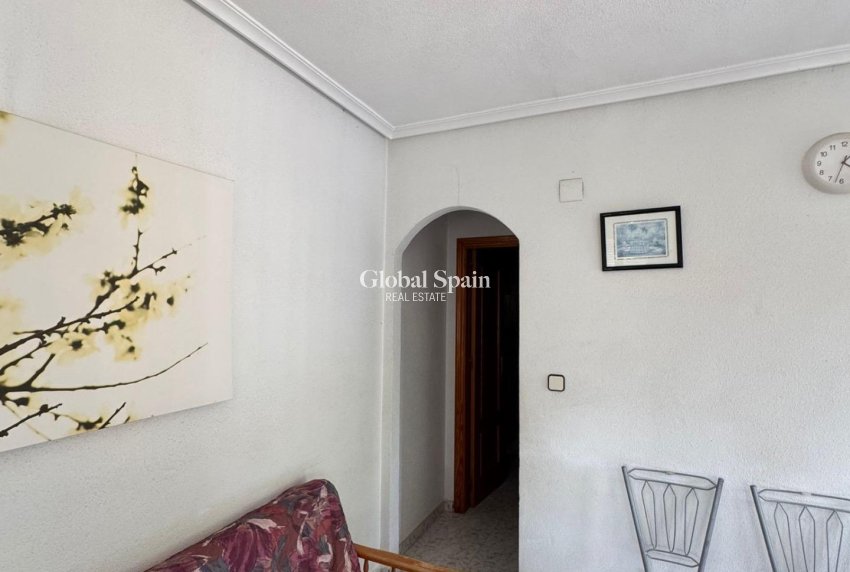 Resale - HOUSE -
ORIHUELA - Arneva