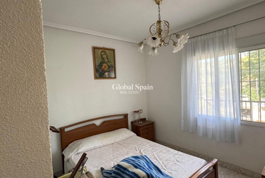 Resale - HOUSE -
ORIHUELA - Arneva