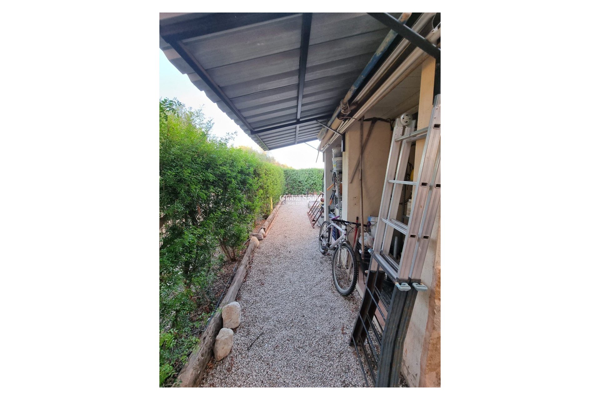 Resale - HOUSE -
ORIHUELA - Benferri