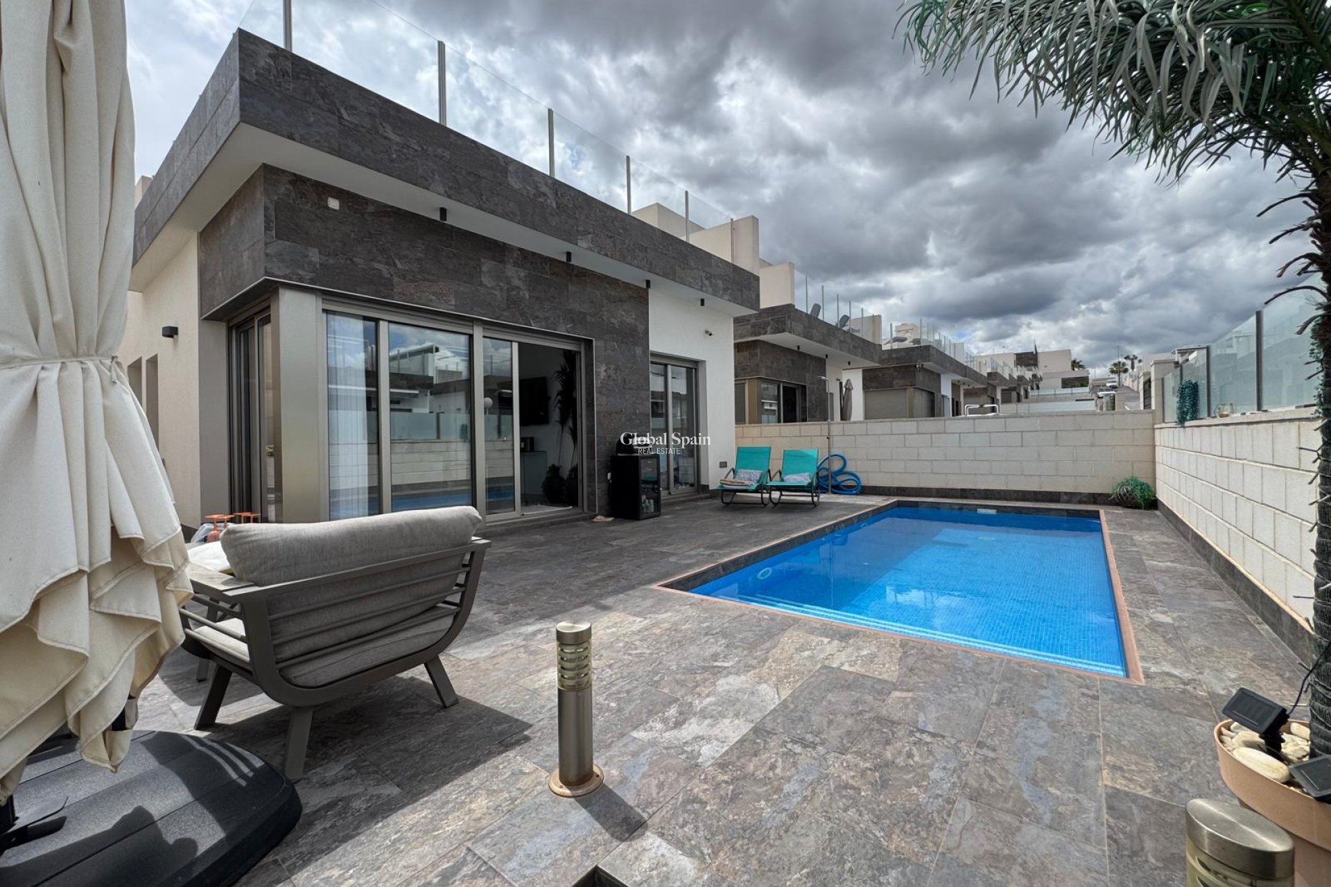 Resale - HOUSE -
ORIHUELA - Costa Blanca Sur