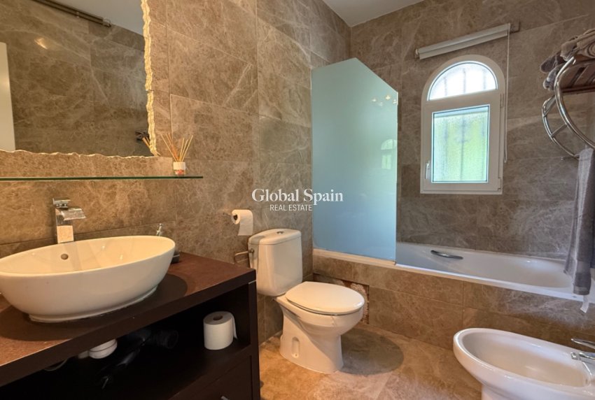 Resale - HOUSE -
ORIHUELA - Costa Blanca Sur