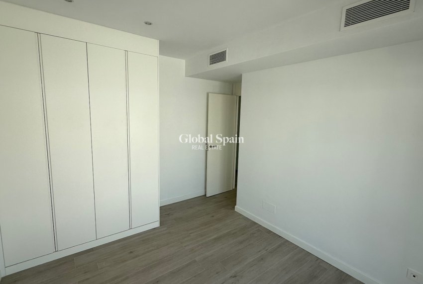 Resale - House -
ORIHUELA - Costa Blanca Sur