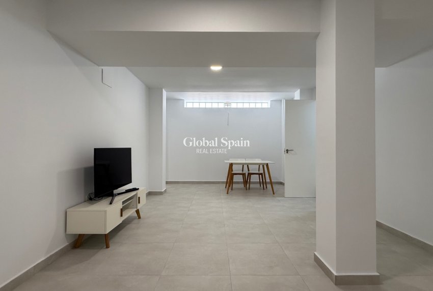 Resale - House -
ORIHUELA - Costa Blanca Sur