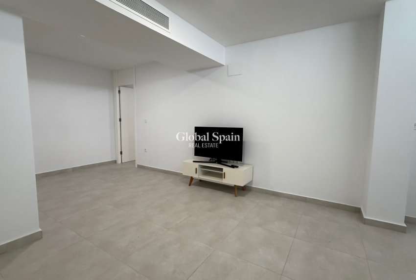 Resale - House -
ORIHUELA - Costa Blanca Sur