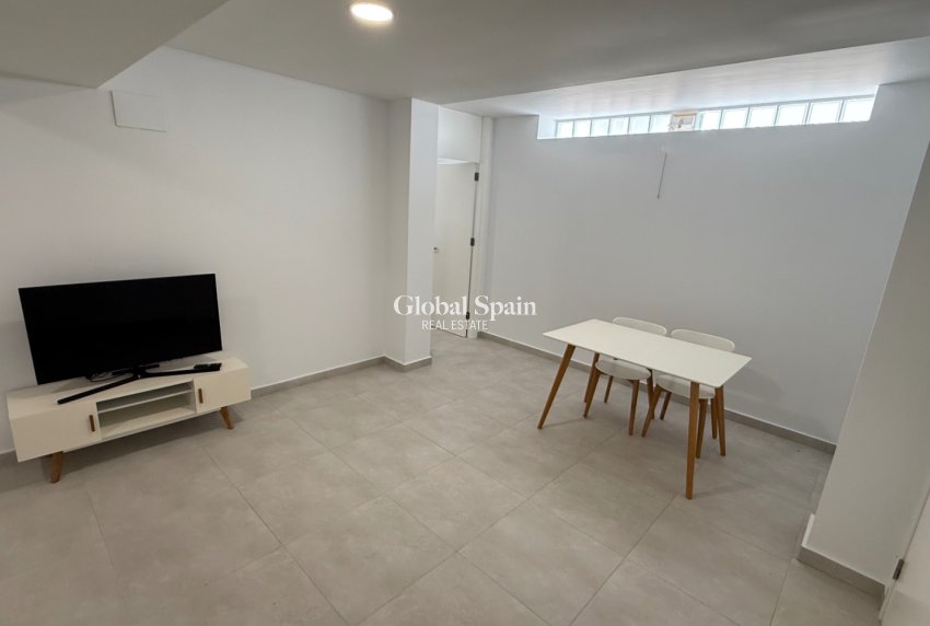 Resale - House -
ORIHUELA - Costa Blanca Sur