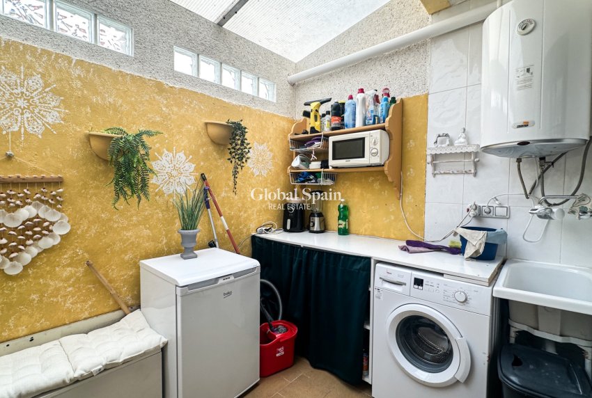 Resale - HOUSE -
ORIHUELA - Costa Blanca Sur