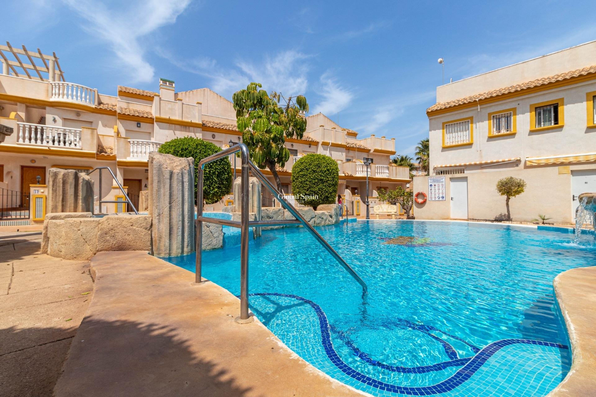 Resale - House -
ORIHUELA COSTA - CABO ROIG