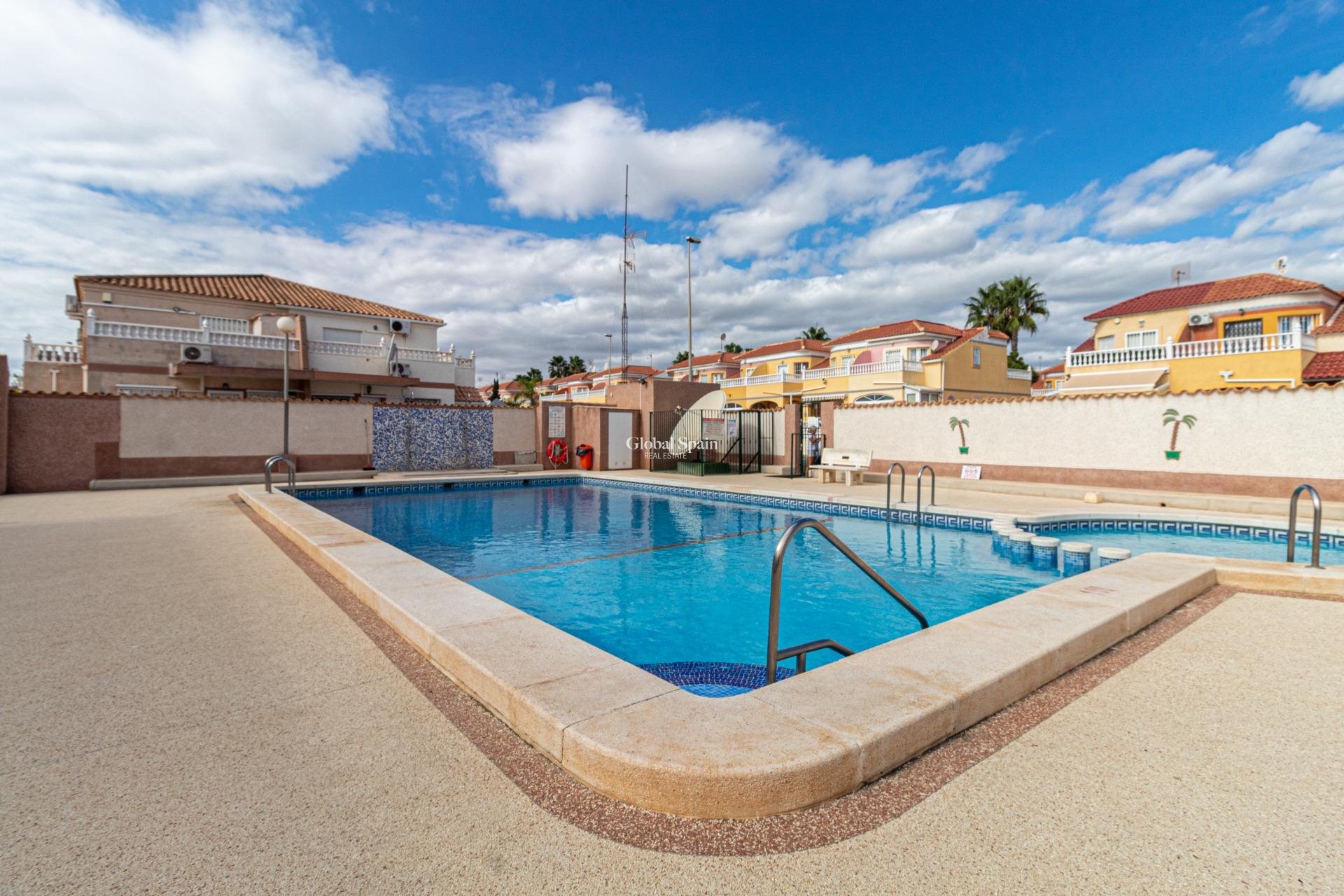 Resale - House -
ORIHUELA COSTA - CABO ROIG